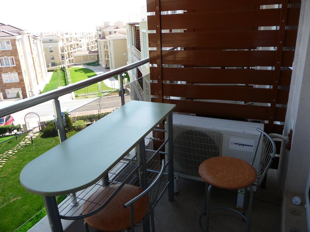 Great Choice Apartment 切尔诺莫雷茨 客房 照片